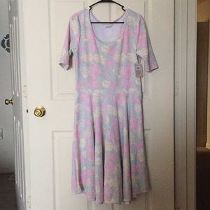 NWT XL Nicole